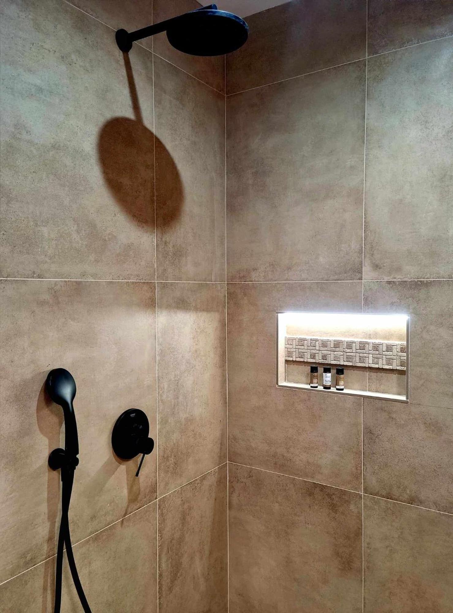 Golden City Center Suites Rhodes City Bagian luar foto