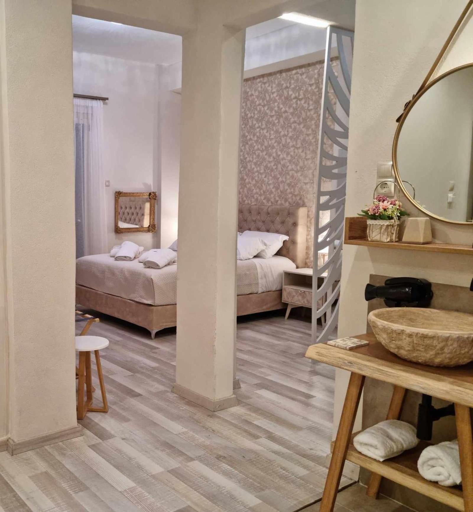 Golden City Center Suites Rhodes City Bagian luar foto
