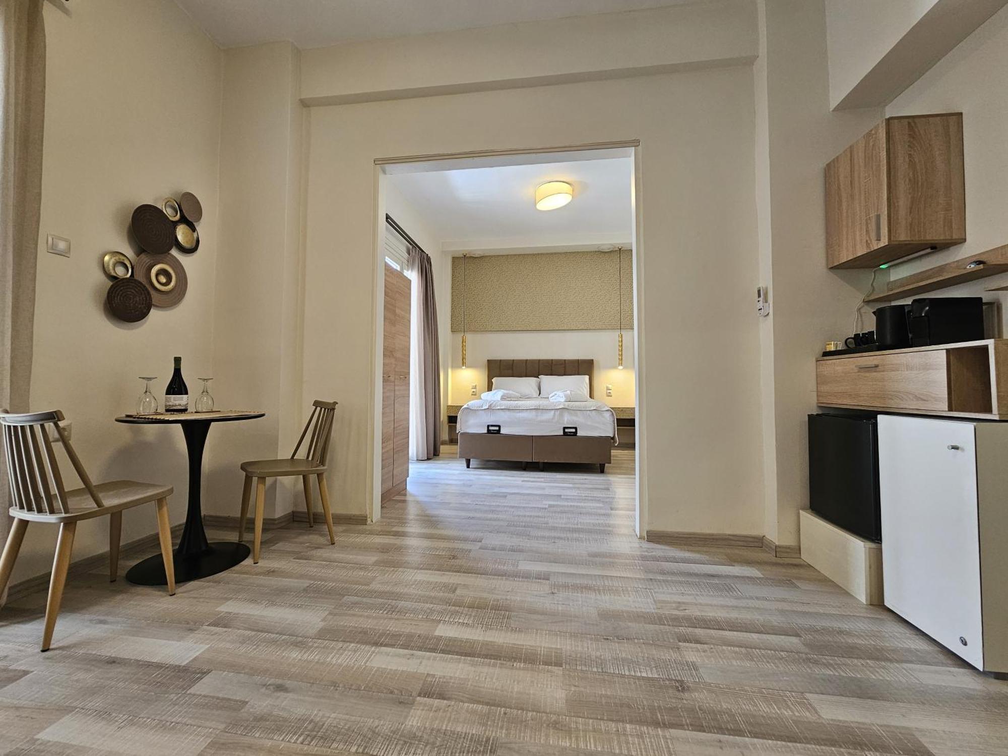 Golden City Center Suites Rhodes City Bagian luar foto
