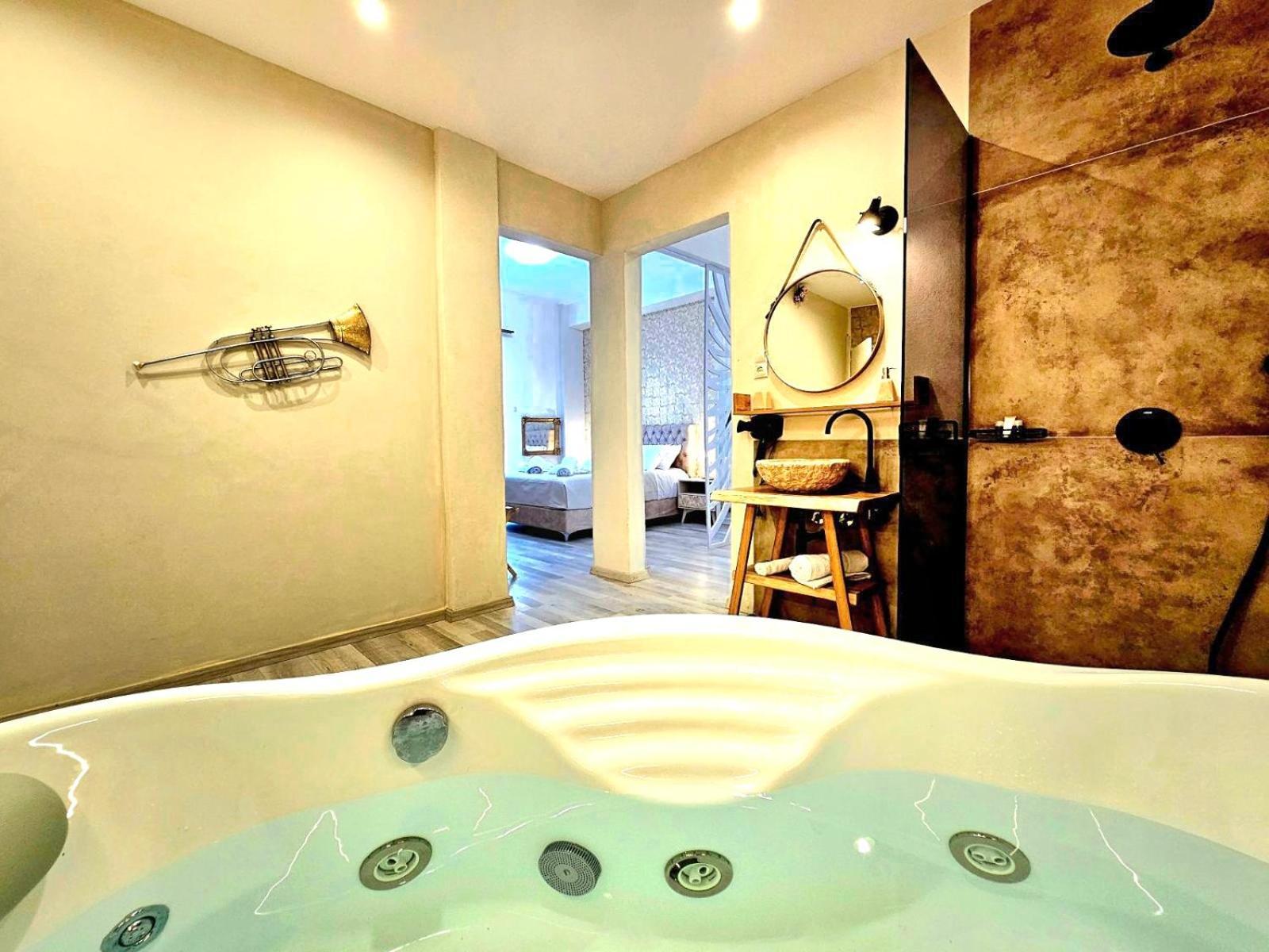 Golden City Center Suites Rhodes City Bagian luar foto