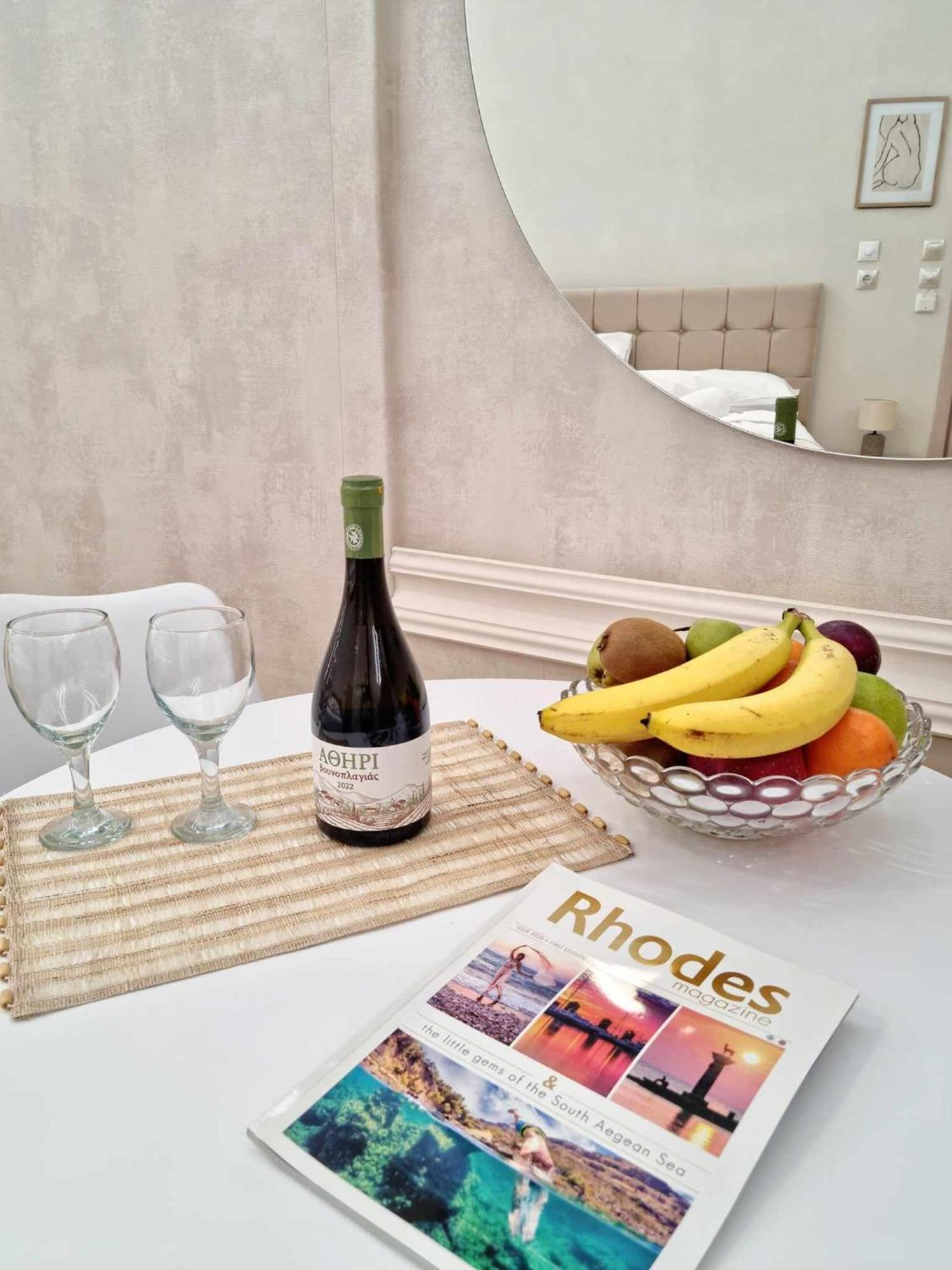Golden City Center Suites Rhodes City Bagian luar foto
