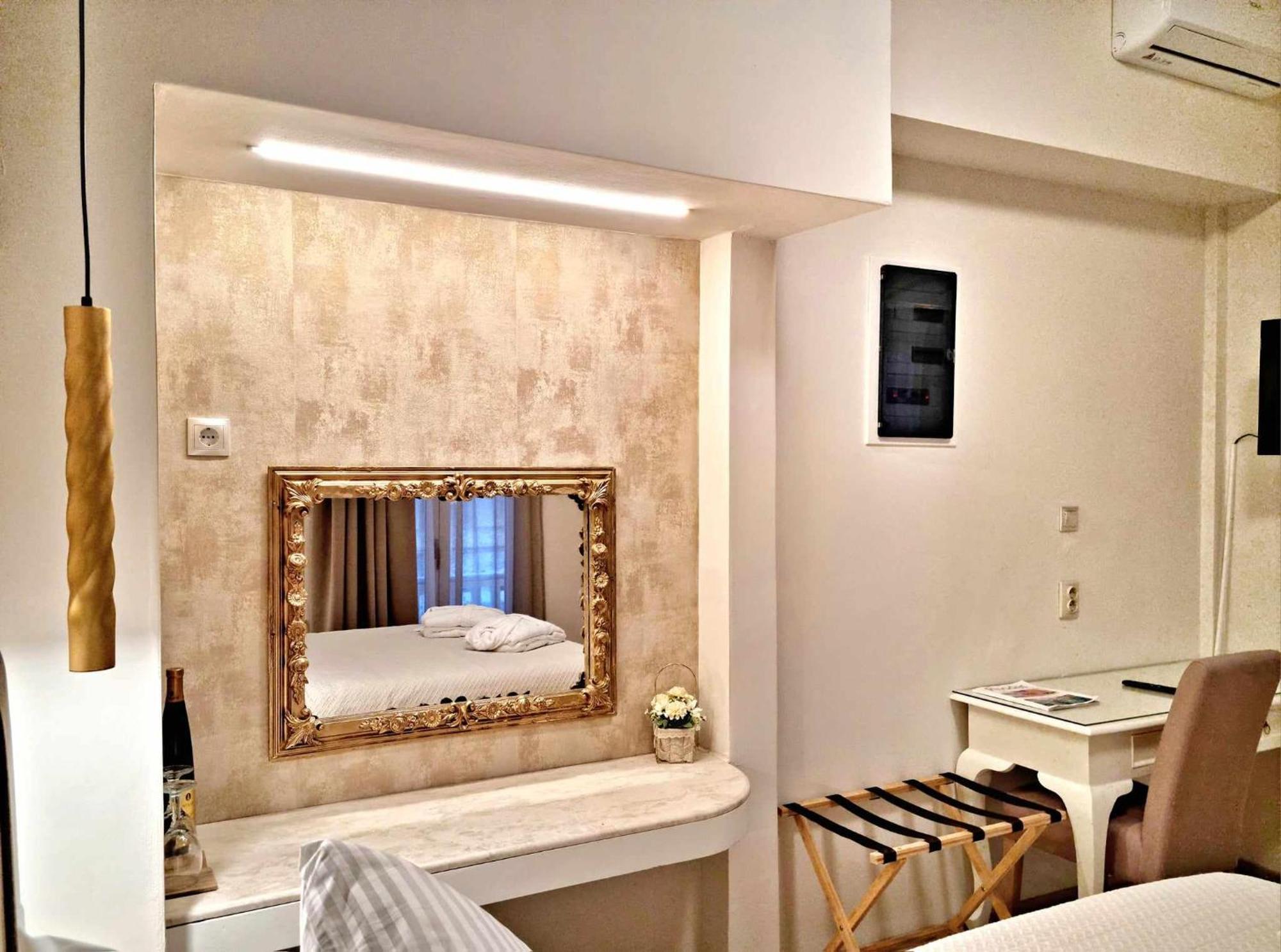 Golden City Center Suites Rhodes City Bagian luar foto